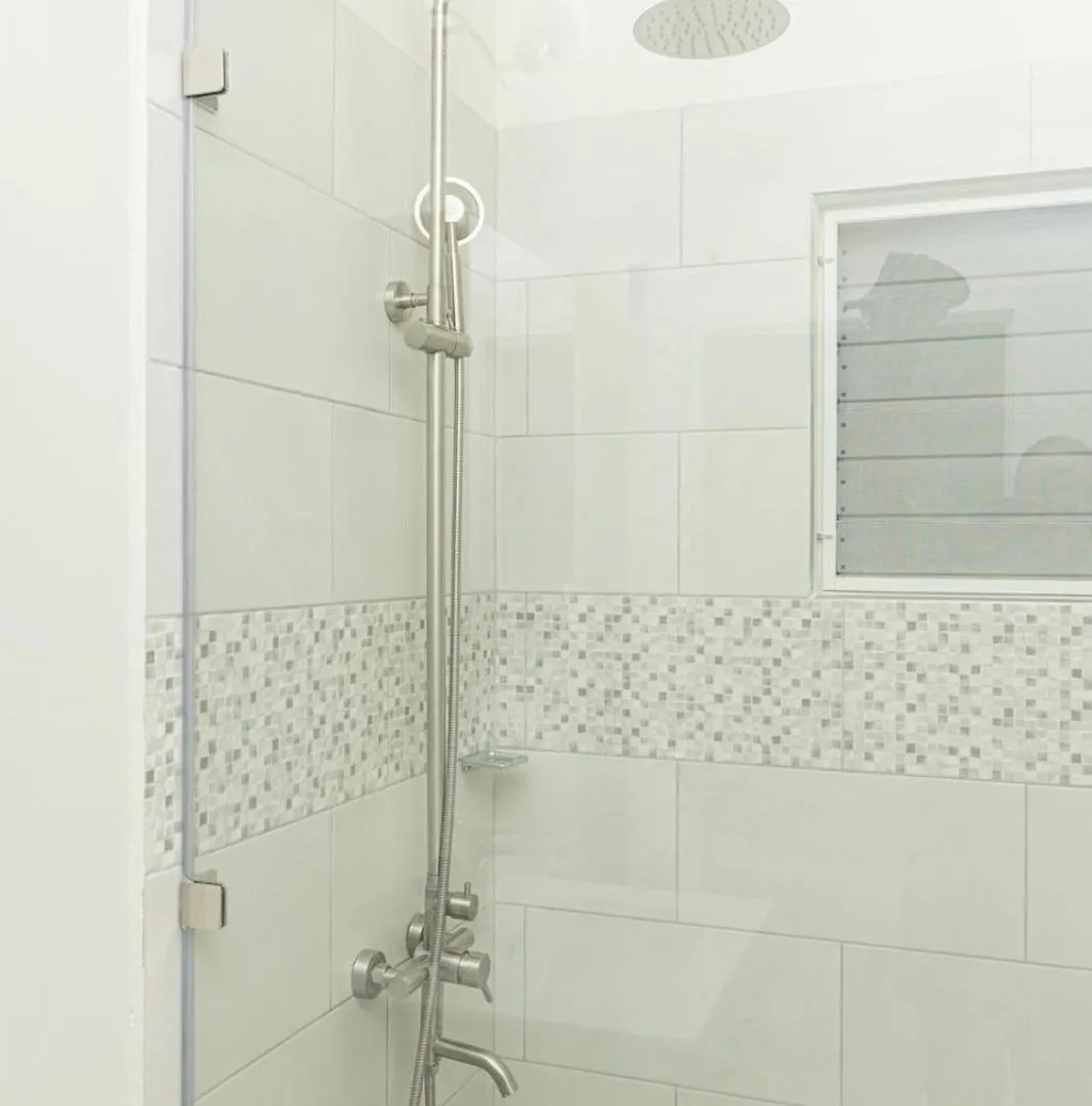 Phoenix Park Villas - Portmore - 10Mins To Beach 0*,